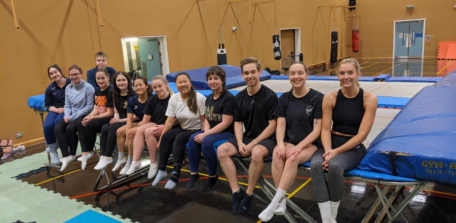 Trampoline Club - 900x440