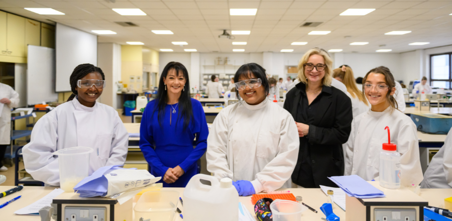 Professor Catherine Ross, Chief Scientific Officer for Scotland, visits GCU