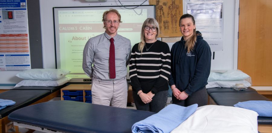 Glasgow Caledonian University Senior Lecturer in Physiotherapy Douglas Lauchlan, Calum’s Cabin Chairperson Caroline Speirs and student Morgan Nisbet